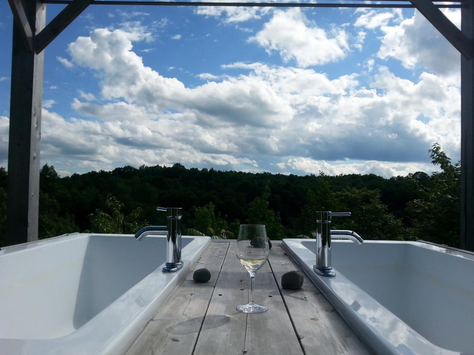 Eco Spa Highland Grenville-Sur-La-Rouge Экстерьер фото