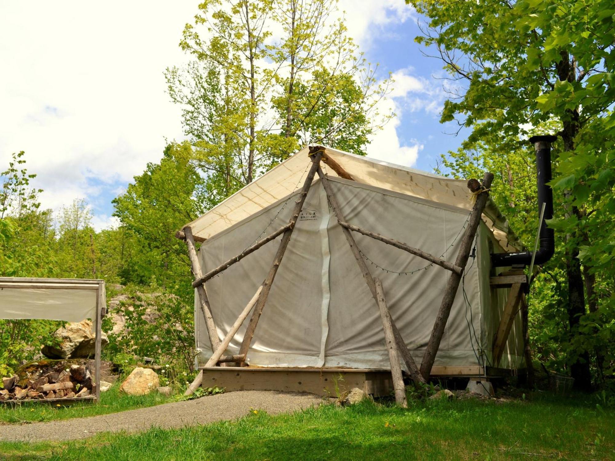 Eco Spa Highland Grenville-Sur-La-Rouge Номер фото